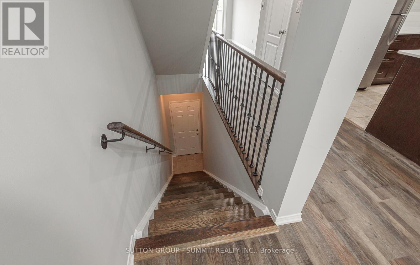 8 - 3088 Thomas Street, Mississauga, Ontario L5M 0T2 - Photo 4 - W12695802