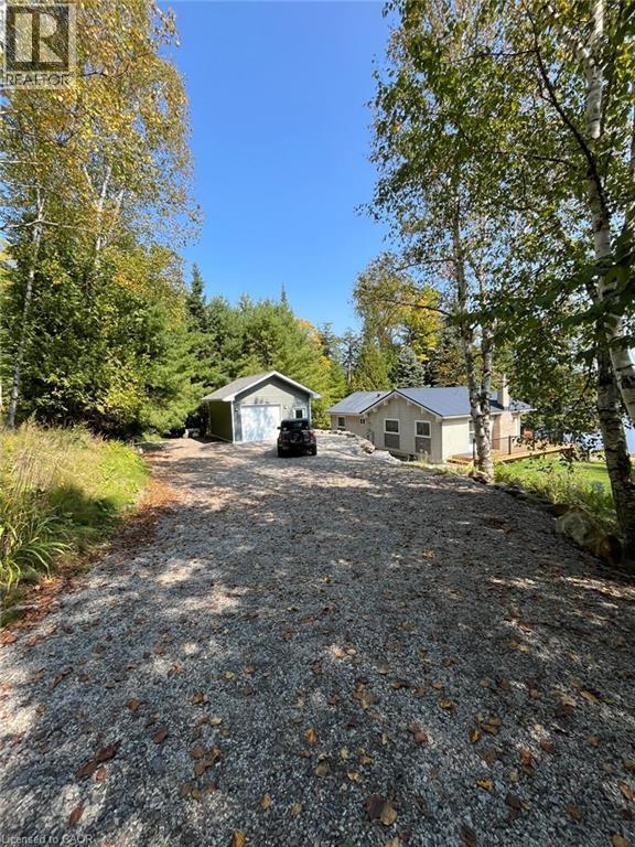 1056 Inawendawin Road, Dorset, Ontario  P0B 1A0 - Photo 3 - 40810599