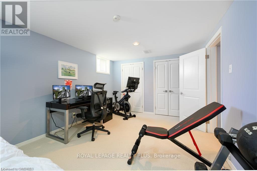 249 Snowden Road, Oakville, Ontario  L6L 3X6 - Photo 22 - W12861040