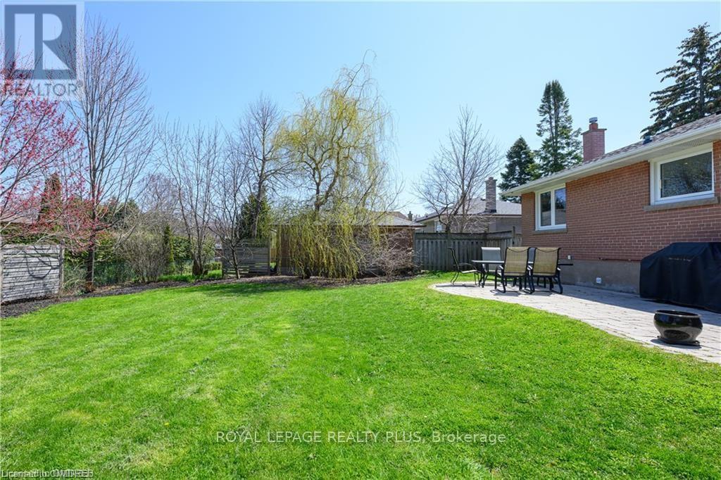 249 Snowden Road, Oakville, Ontario  L6L 3X6 - Photo 25 - W12861040