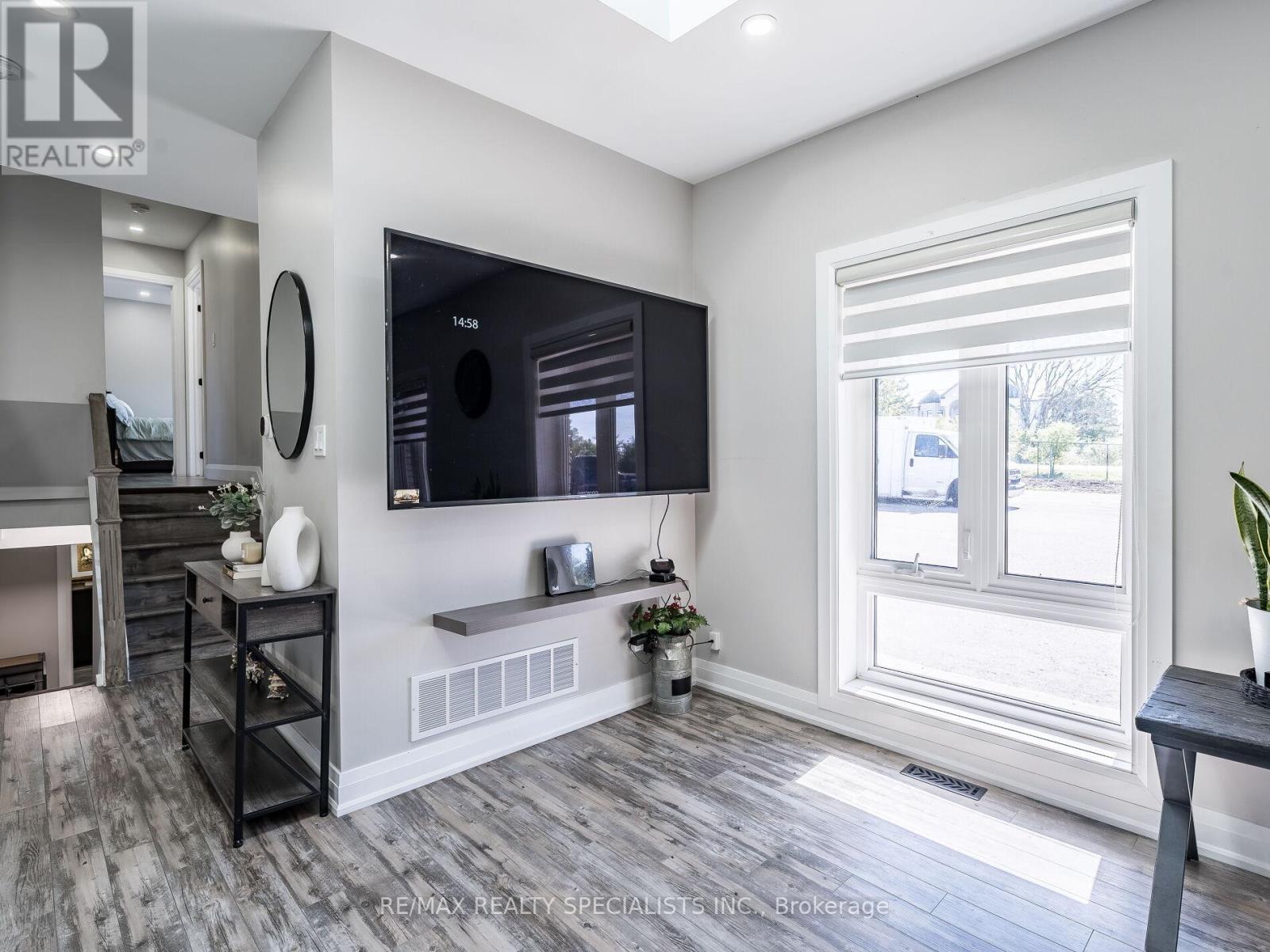 13207 Centreville Creek Drive, Caledon, Ontario  L7C 3B8 - Photo 16 - W12861058