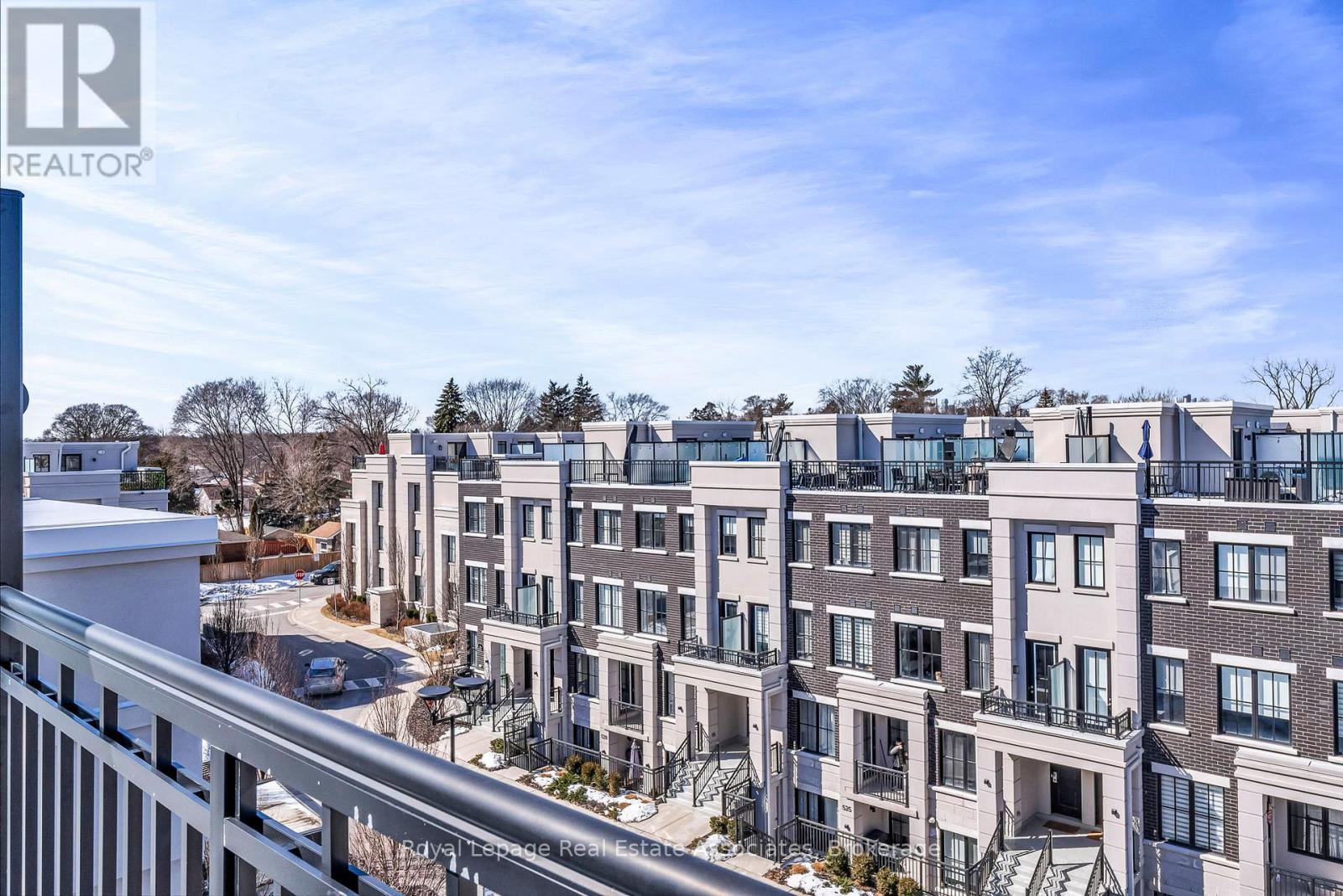 203 - 652 Cricklewood Drive, Mississauga, Ontario  L5E 0A5 - Photo 31 - W12861068