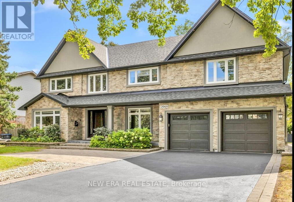 2068 Mississauga Road, Mississauga, Ontario  L5H 2K6 - Photo 2 - W12861094