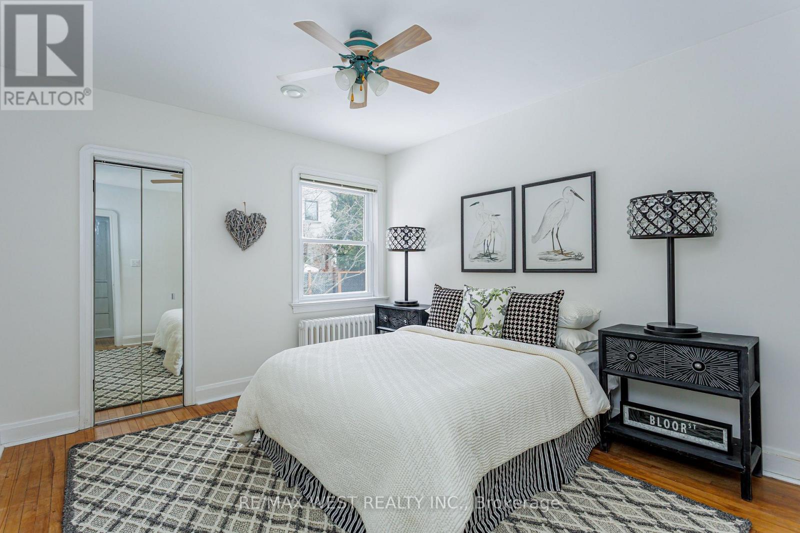 3 Glenroy Avenue, Toronto, Ontario  M8Y 2L9 - Photo 10 - W12861132