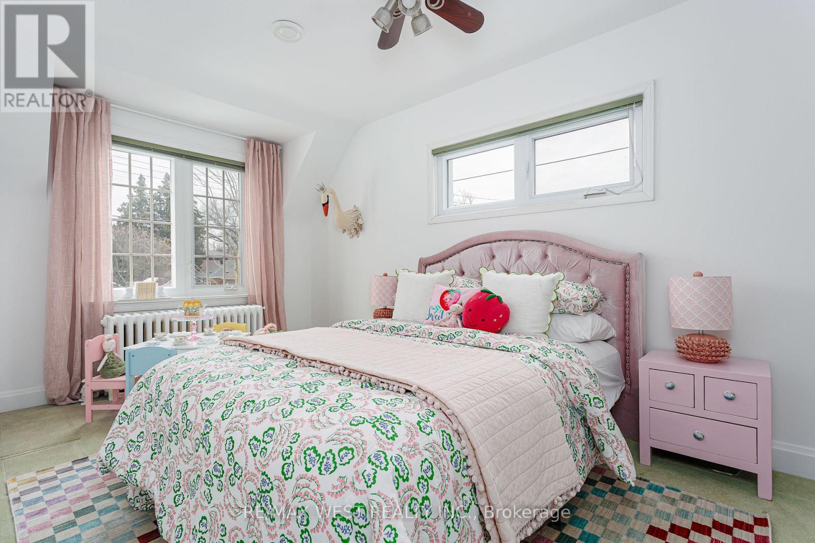 3 Glenroy Avenue, Toronto, Ontario  M8Y 2L9 - Photo 11 - W12861132