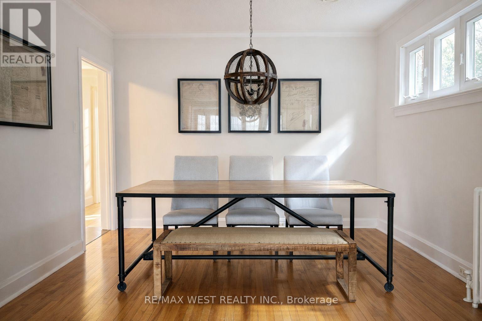 3 Glenroy Avenue, Toronto, Ontario  M8Y 2L9 - Photo 6 - W12861132