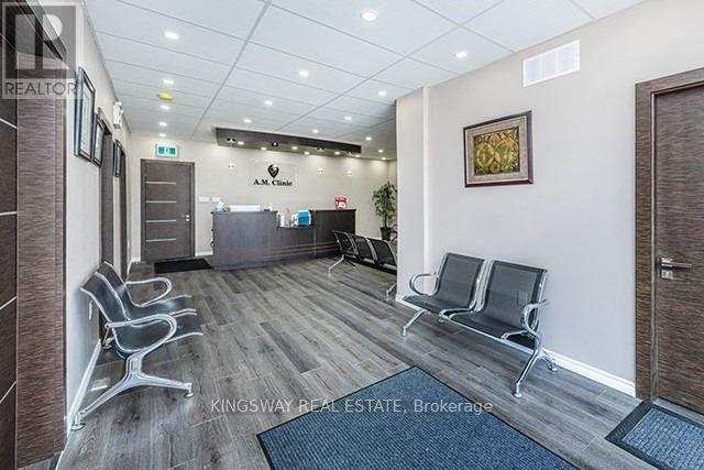 59 3rd Street, Orangeville, Ontario  L9W 2B3 - Photo 5 - W12861246