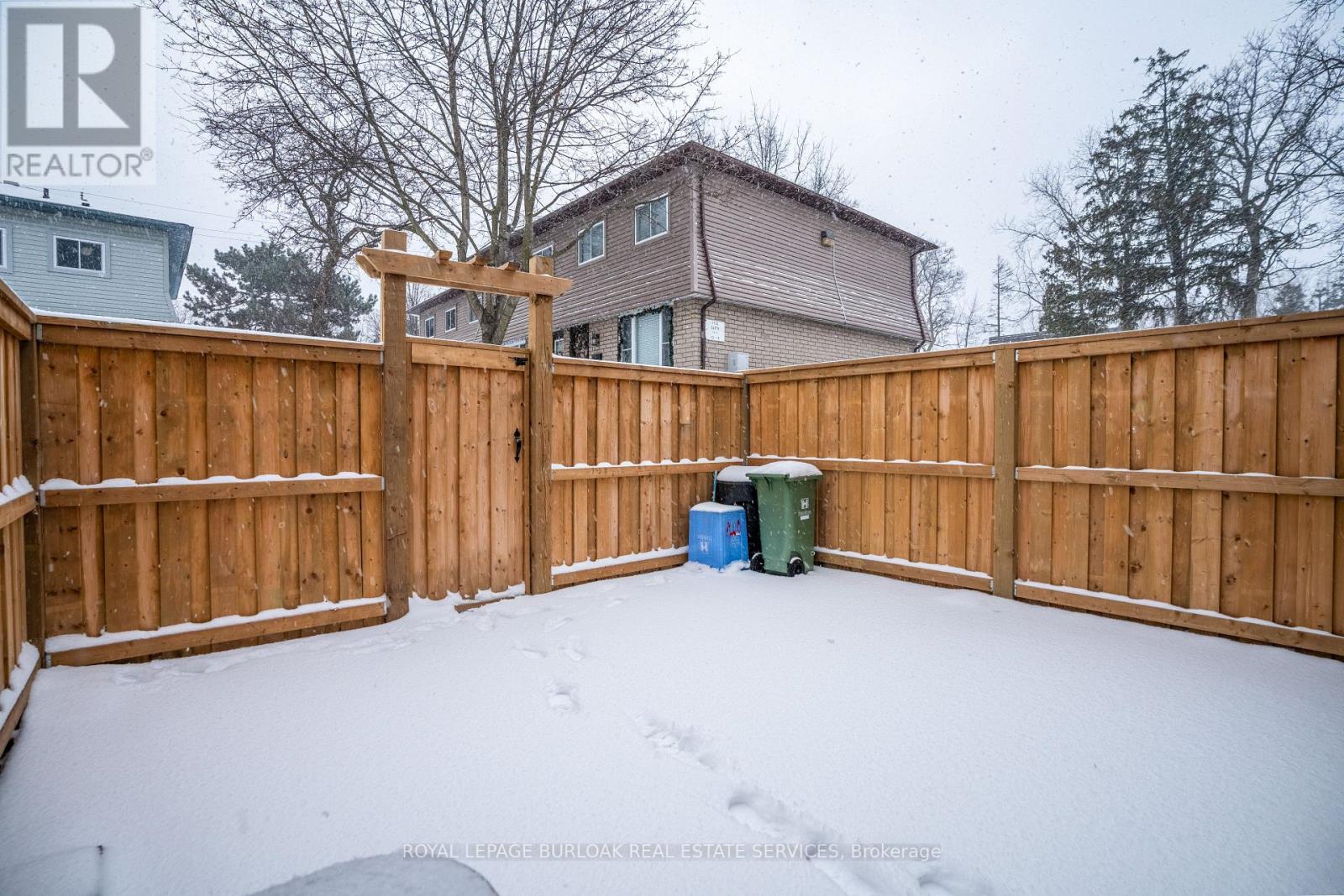 16 - 117 Bonaventure Drive, Hamilton, Ontario  L9C 4P8 - Photo 18 - X12673160