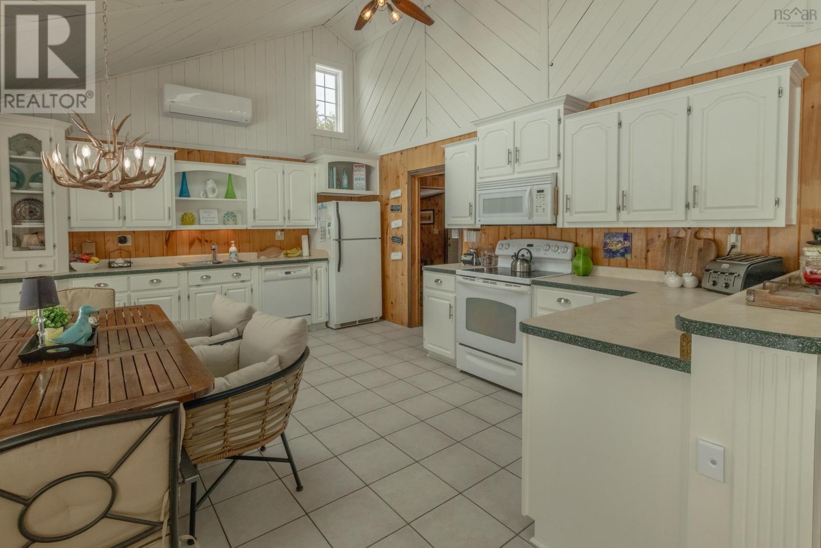 267 Victor Lake Estates Road, Church Point, Nova Scotia  B0W 1M0 - Photo 14 - 202603978