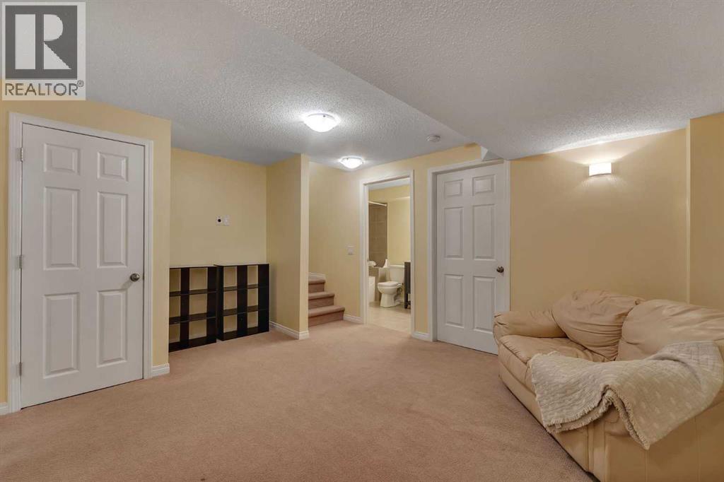 23 Copperpond Square Se, Calgary, Alberta  T2Z 0X2 - Photo 23 - A2290398