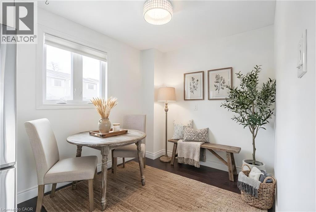 5042 Brady Avenue, Burlington, Ontario  L7L 3X6 - Photo 7 - 40807977