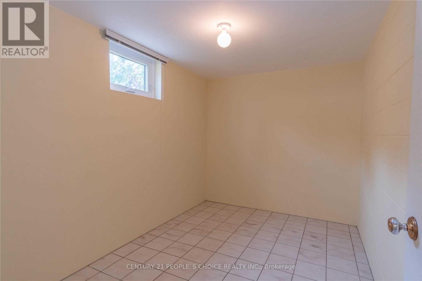 25 Darlington Drive, Hamilton, Ontario  L9C 2L8 - Photo 16 - X12861020