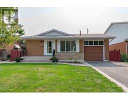 25 DARLINGTON DRIVE, Hamilton, Ontario