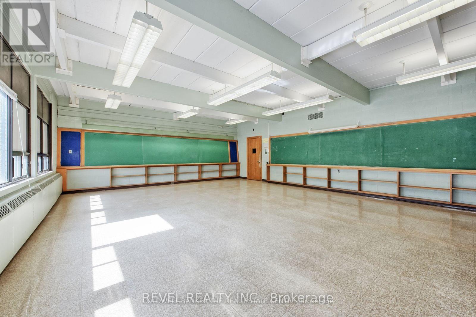 45 Randall Avenue, Hamilton, Ontario  L8G 2K8 - Photo 16 - X12861028