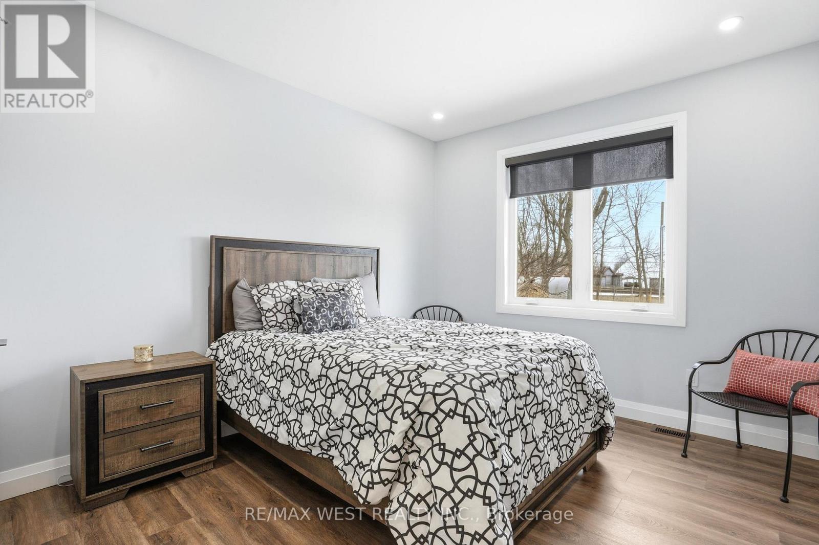 480 Pleasant Beach Road N, Port Colborne, Ontario  L0S 1R0 - Photo 12 - X12861082