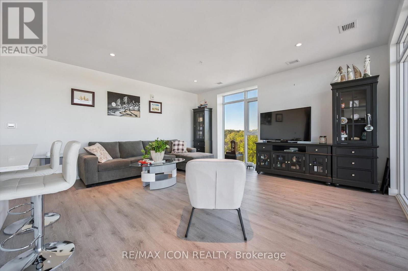 902 - 15 Glebe Street, Cambridge, Ontario  N1S 0C3 - Photo 11 - X12861110