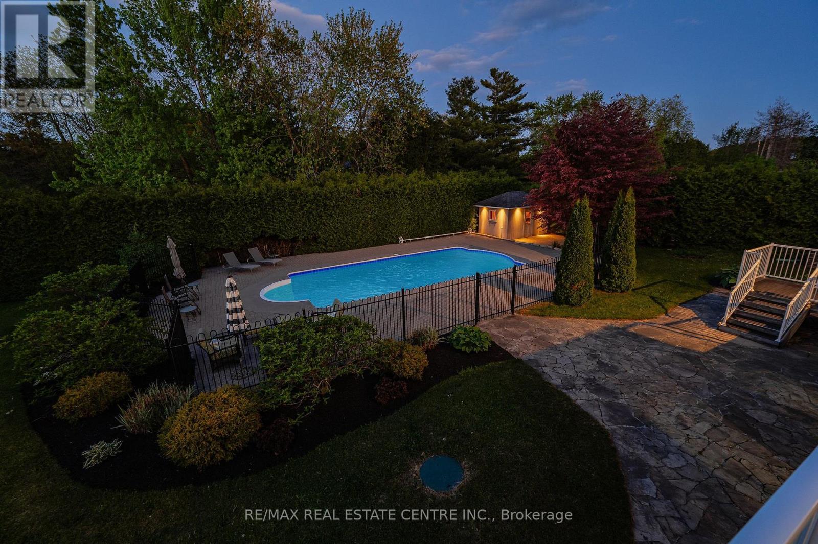 1 Brown Avenue, North Dumfries, Ontario  N1R 5S3 - Photo 42 - X12861130