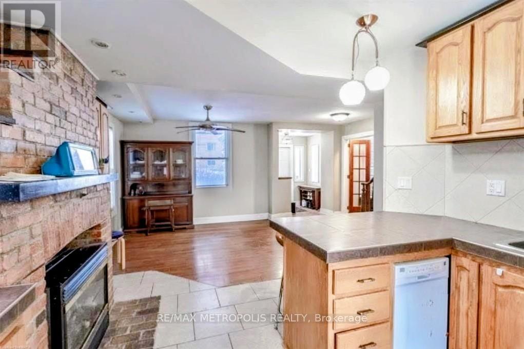 336 Division Street, Kingston, Ontario  K7K 4A3 - Photo 10 - X12861212