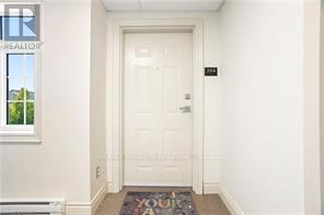 204 - 64 Frederick Drive, Guelph (Pineridge/westminster Woods), Ontario  N1L 0P3 - Photo 14 - X12861272