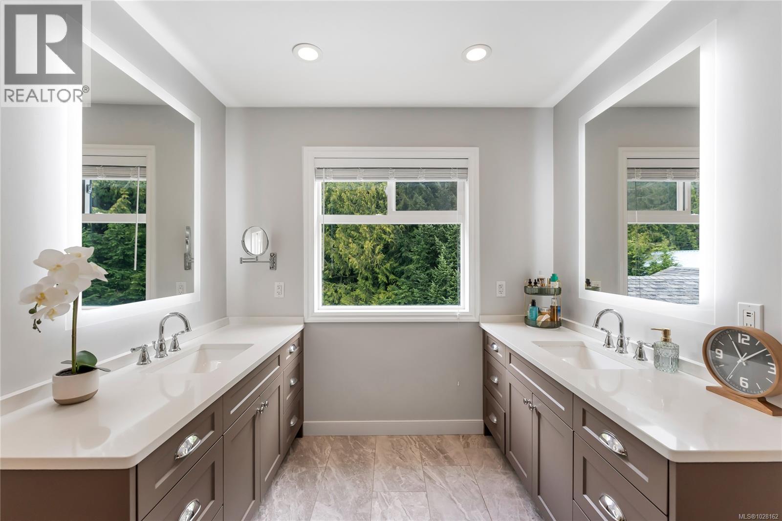 1959 Ingot Dr, Cobble Hill, British Columbia  V0R 1L6 - Photo 38 - 1028162