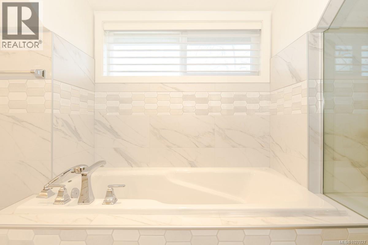 E 1741 Oak Bay Ave, Victoria, British Columbia  V8R 1B8 - Photo 27 - 1027827