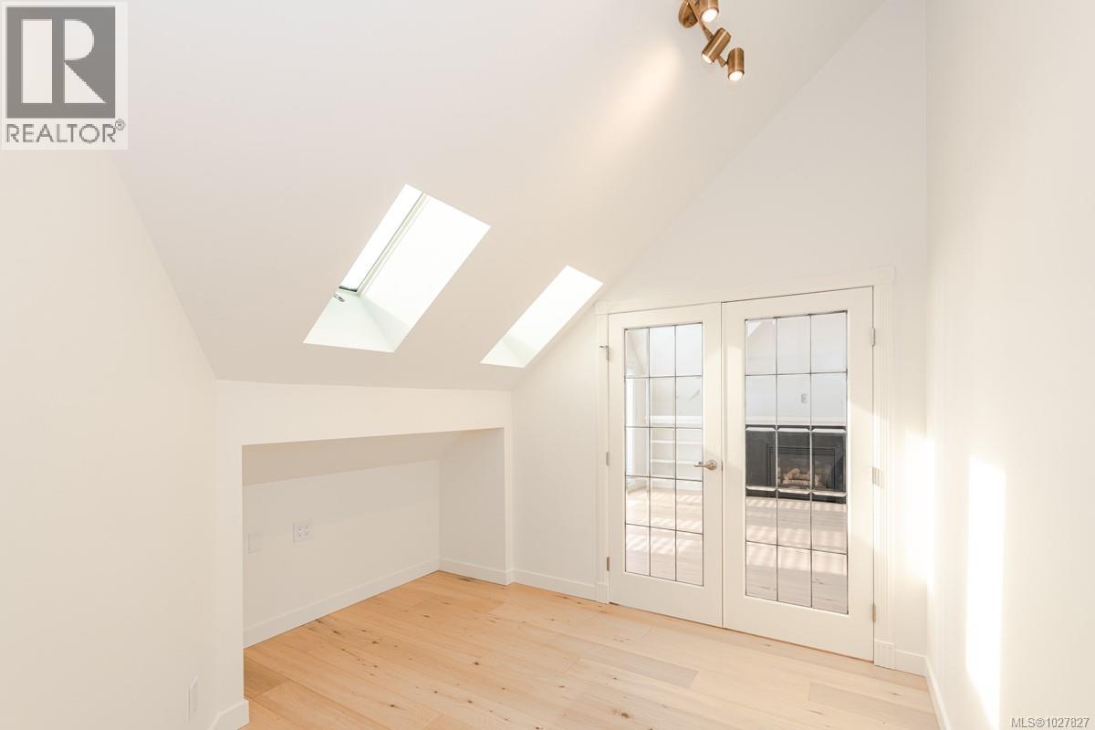 E 1741 Oak Bay Ave, Victoria, British Columbia  V8R 1B8 - Photo 33 - 1027827