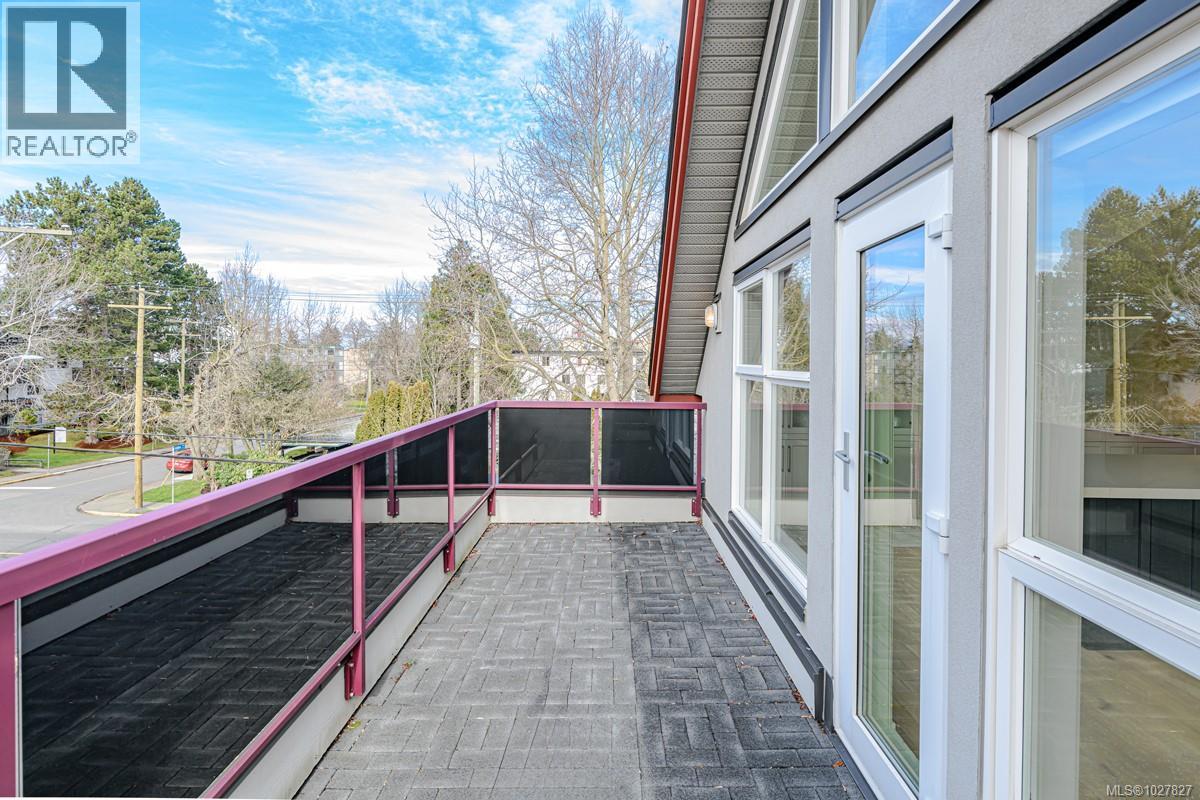 E 1741 Oak Bay Ave, Victoria, British Columbia  V8R 1B8 - Photo 37 - 1027827