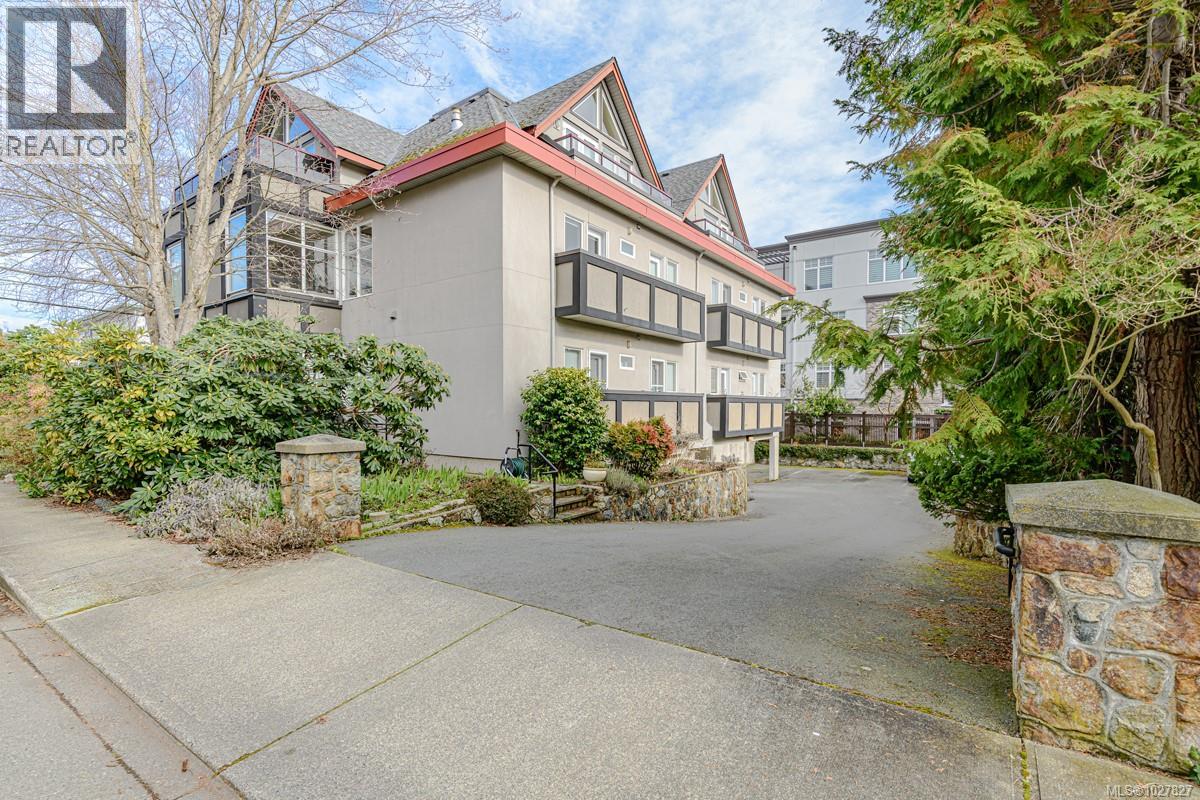 E 1741 Oak Bay Ave, Victoria, British Columbia  V8R 1B8 - Photo 38 - 1027827