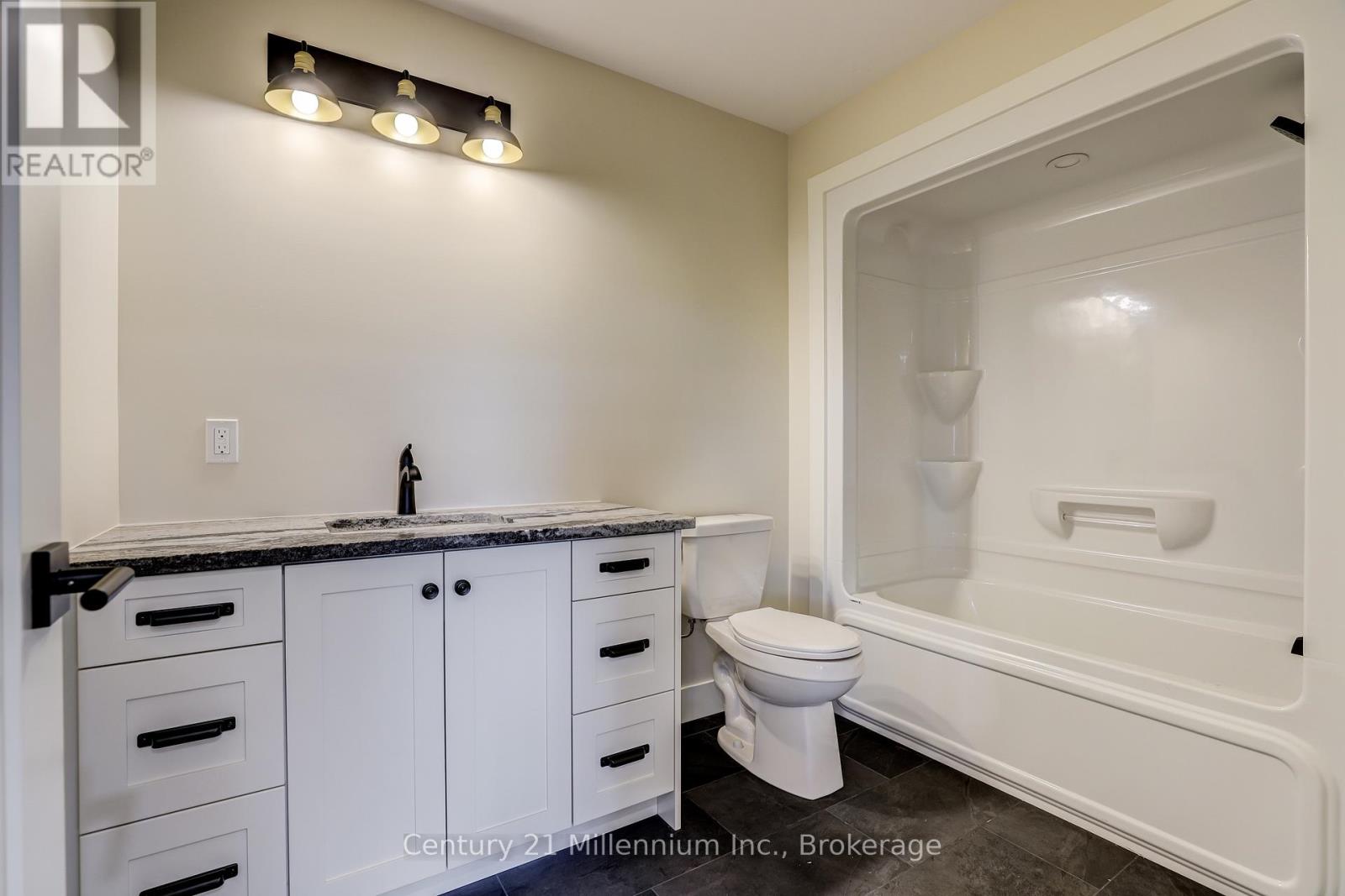 15 Grenville Street N, Saugeen Shores, Ontario  N0H 2L0 - Photo 44 - X12568882