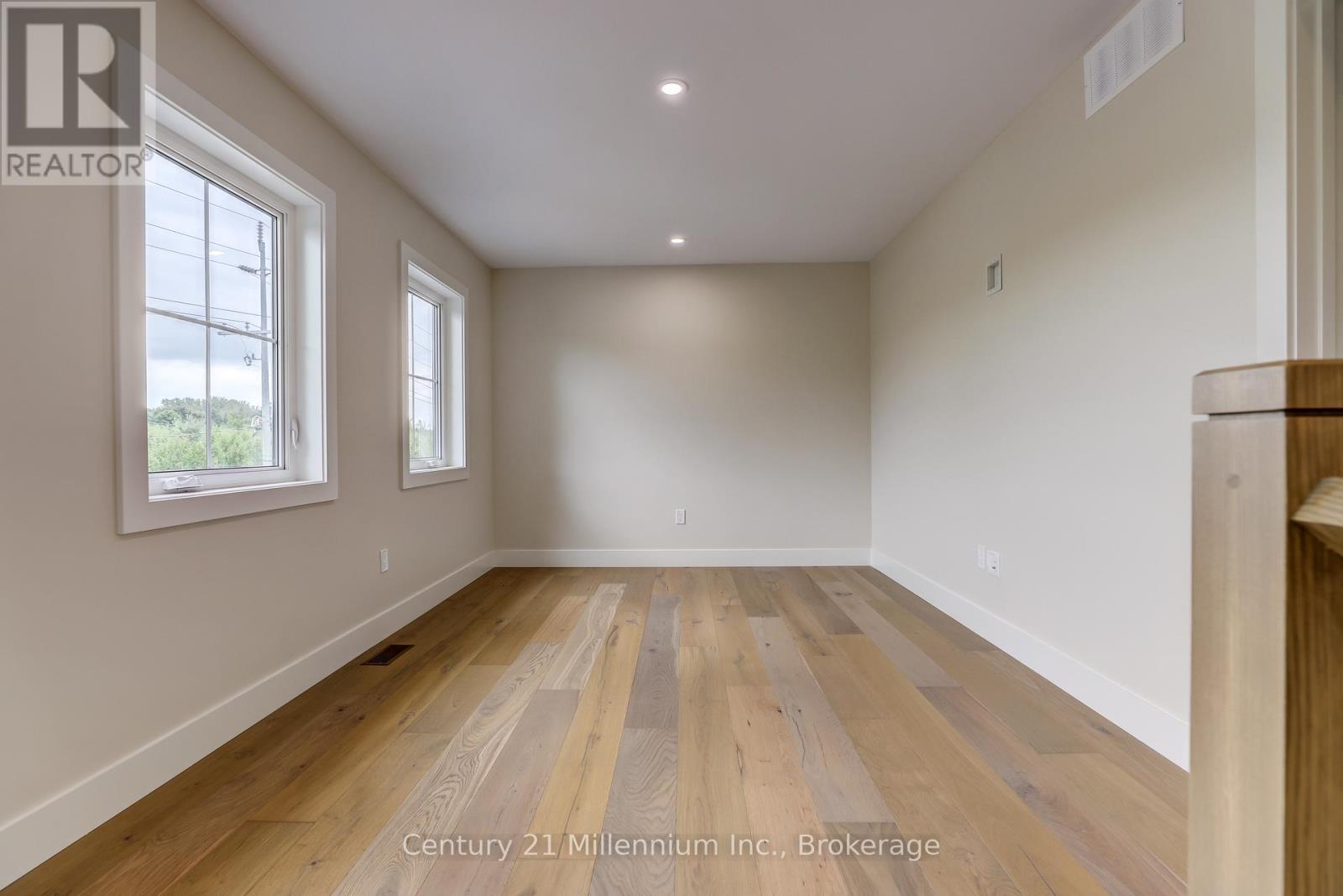 15 Grenville Street N, Saugeen Shores, Ontario  N0H 2L0 - Photo 40 - X12568882