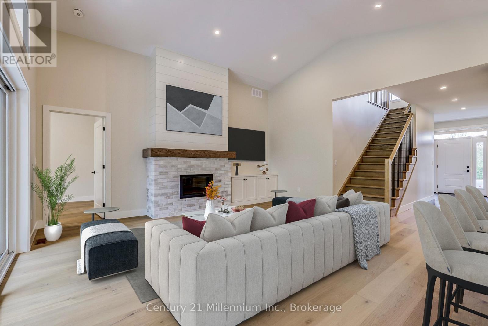 15 Grenville Street N, Saugeen Shores, Ontario  N0H 2L0 - Photo 6 - X12568882