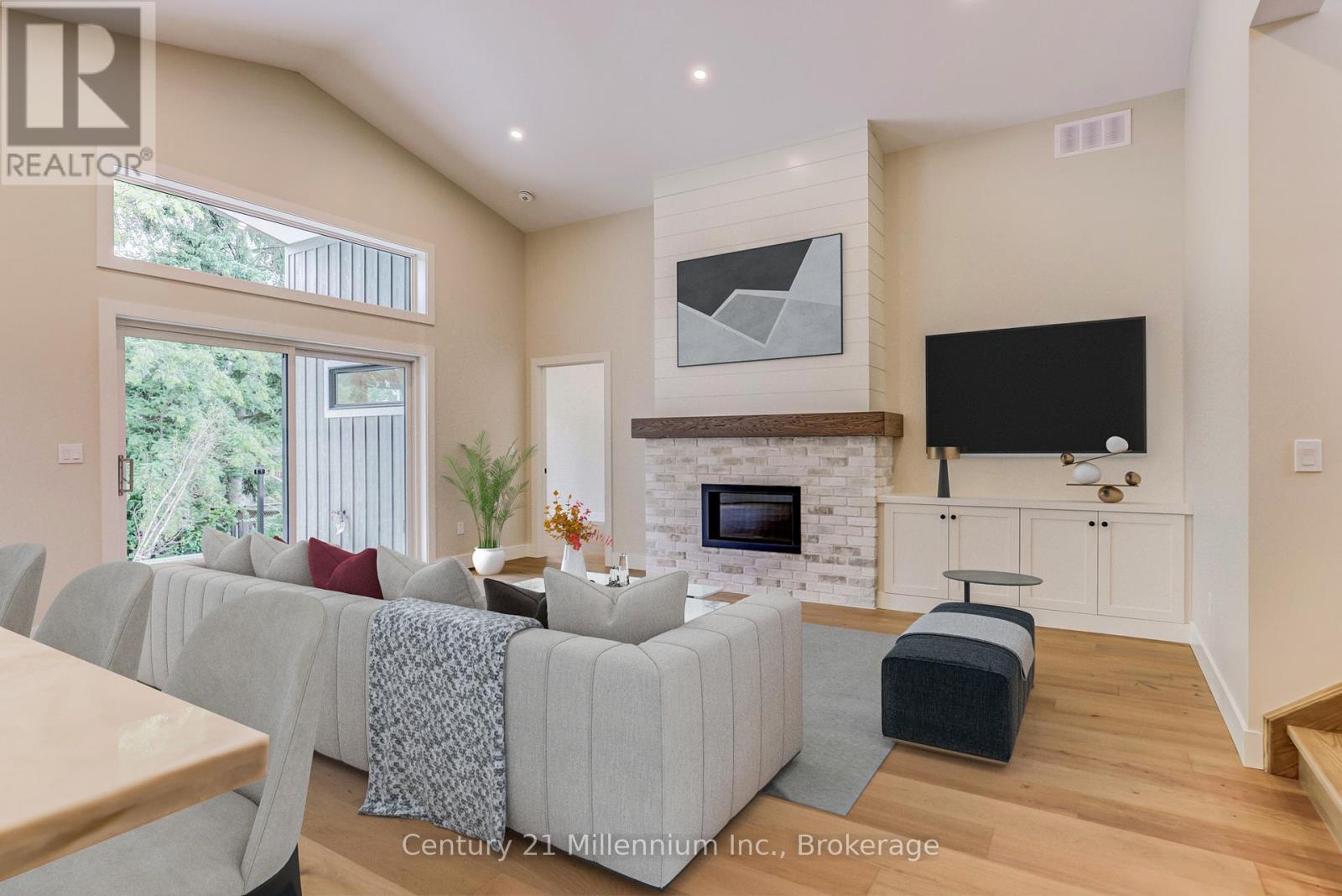 15 Grenville Street N, Saugeen Shores, Ontario  N0H 2L0 - Photo 8 - X12568882