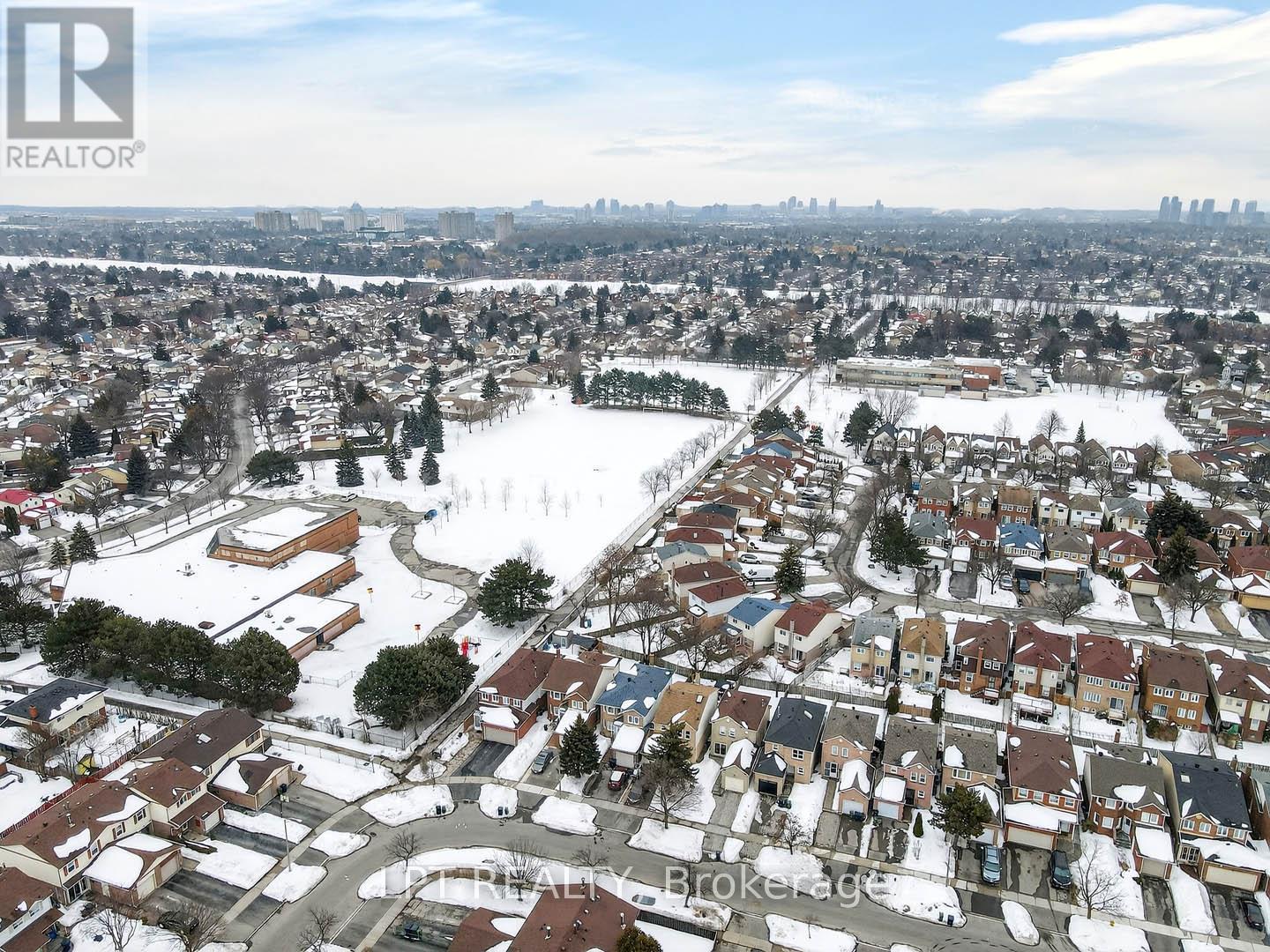 124 Grenbeck Drive, Toronto, Ontario  M1V 2H6 - Photo 47 - E12860298