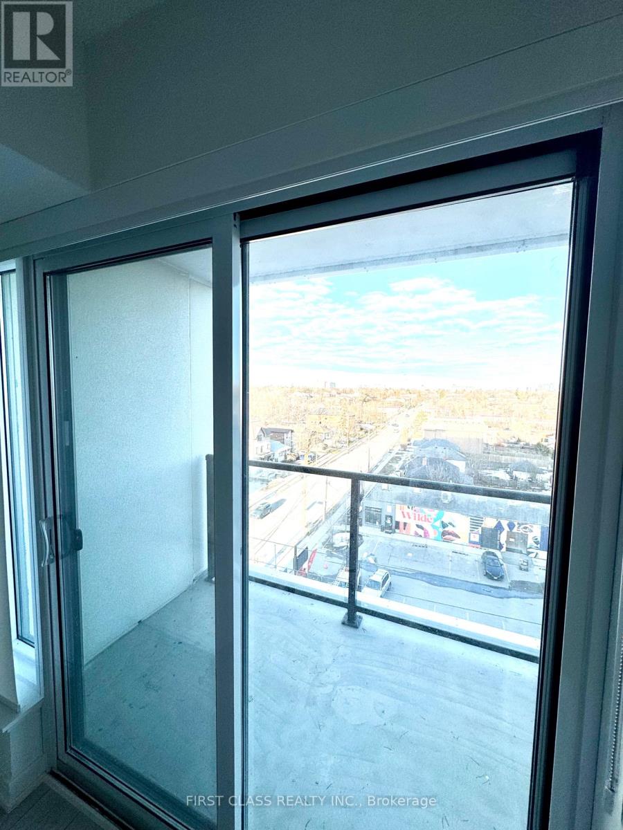 718 - 556 Marlee Avenue, Toronto, Ontario  M6B 0B1 - Photo 20 - W12789108