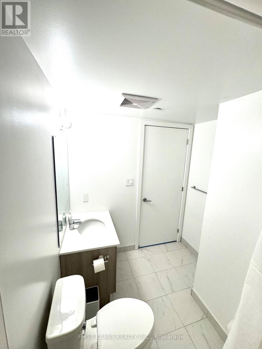 718 - 556 Marlee Avenue, Toronto, Ontario  M6B 0B1 - Photo 18 - W12789108