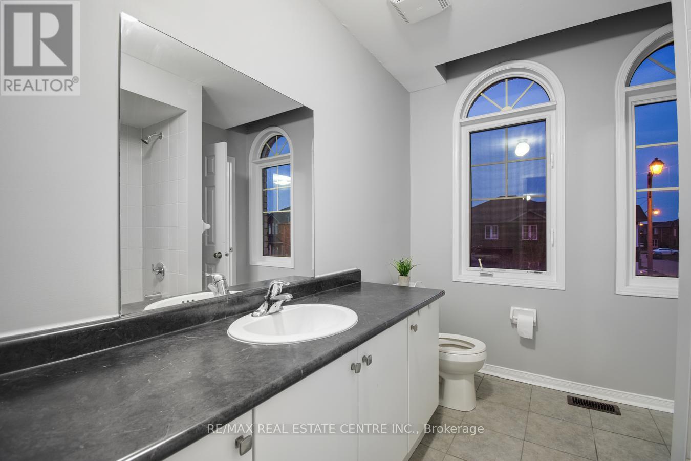 112 Commodore Drive, Brampton, Ontario L6X 0S6 - Photo 24 - W12791788