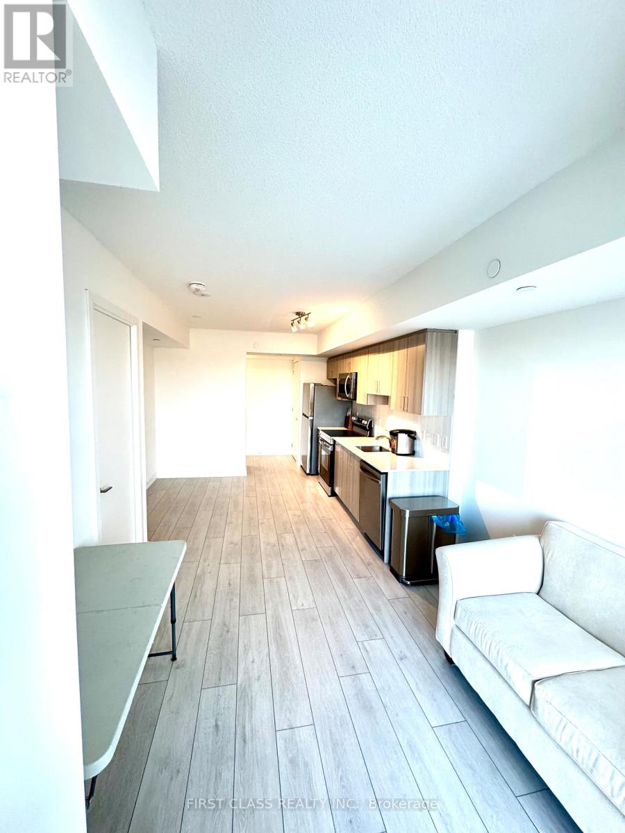 718 - 556 Marlee Avenue, Toronto, Ontario  M6B 0B1 - Photo 4 - W12789108