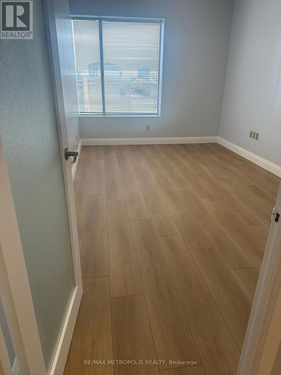 41 - 6981 Millcreek Drive, Mississauga, Ontario  L5N 6B9 - Photo 4 - W12851856