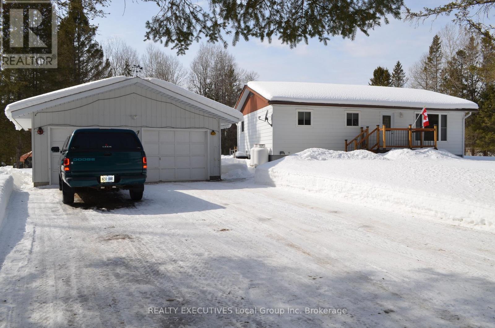 11 CHALET ROAD, powassan, Ontario