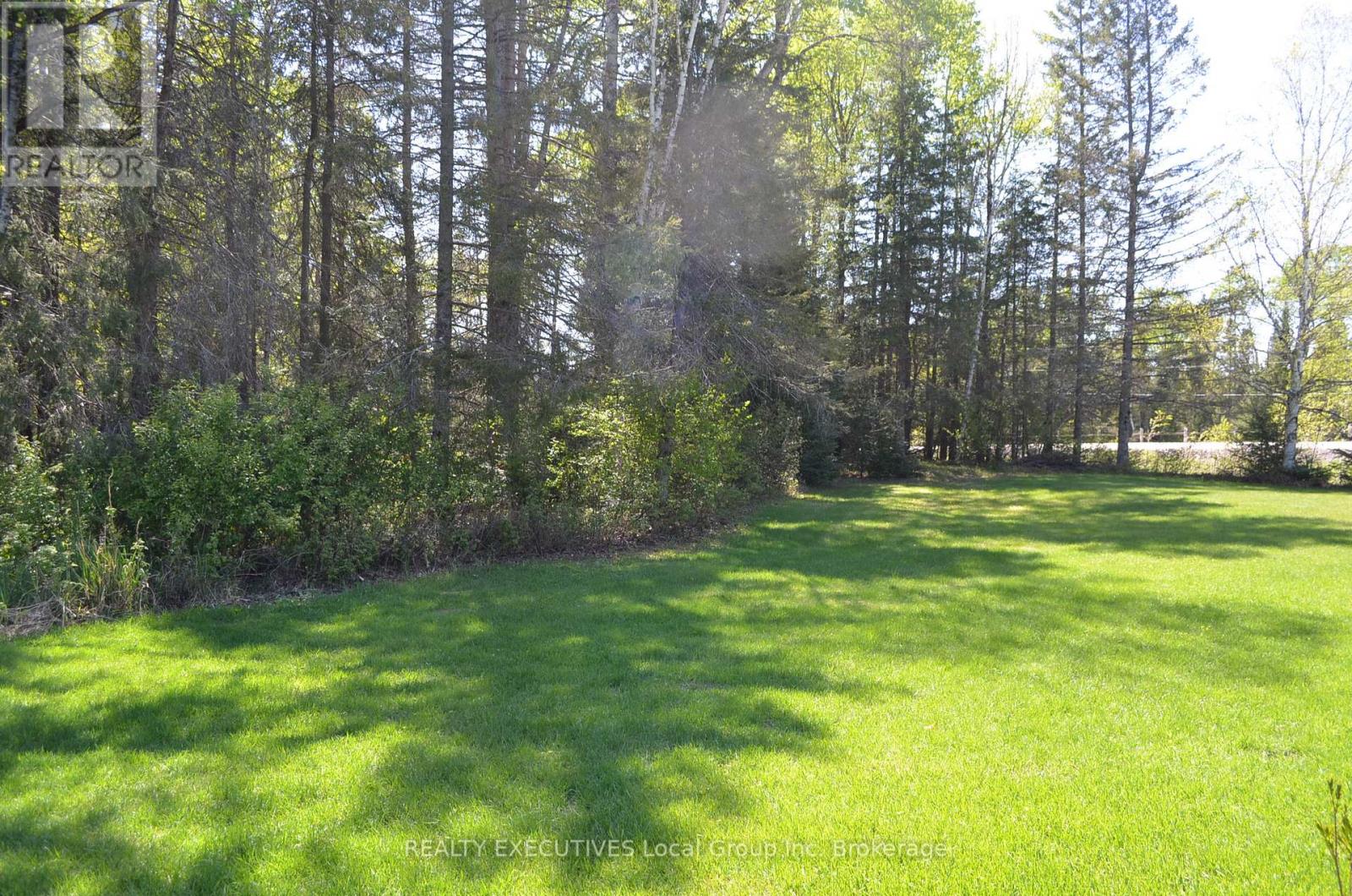 11 Chalet Road, Powassan, Ontario  P0H 2L0 - Photo 47 - X12861388