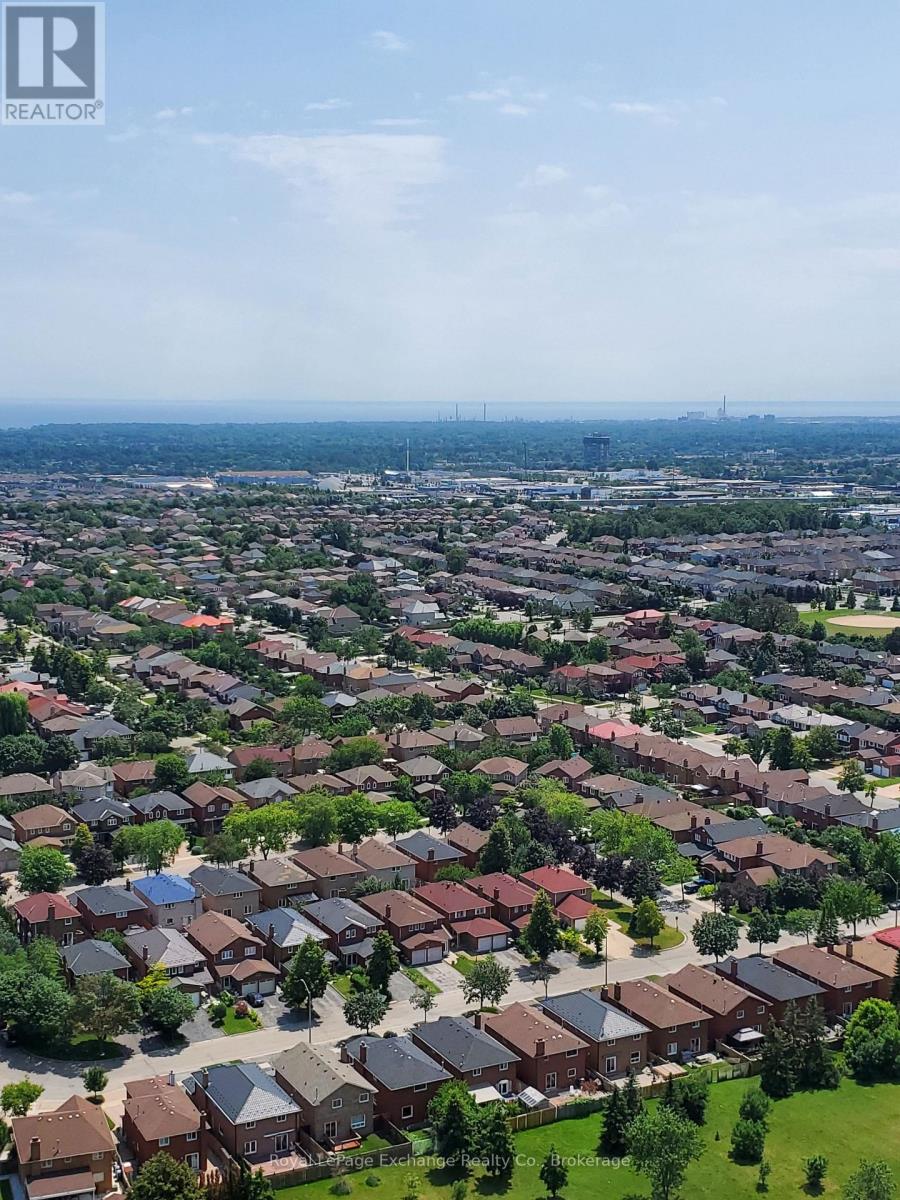 4710 - 3883 Quartz Road, Mississauga (City Centre), Ontario  L5B 0M4 - Photo 11 - W12861308