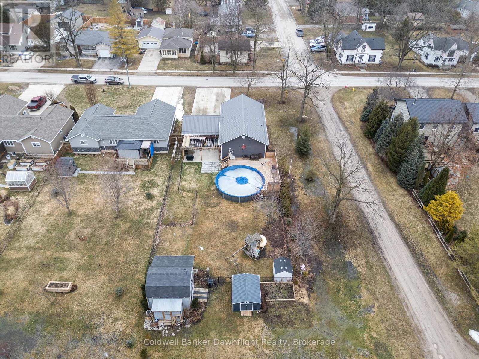 117 Mill Street, North Middlesex, Ontario  N0M 2K0 - Photo 47 - X12861366