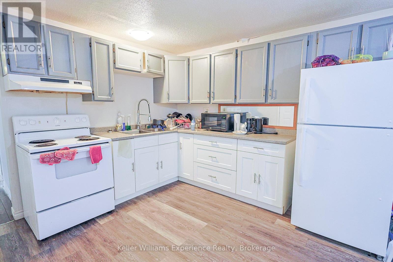 288 Third Avenue, Greater Sudbury, Ontario  P3B 4A1 - Photo 28 - X12861392