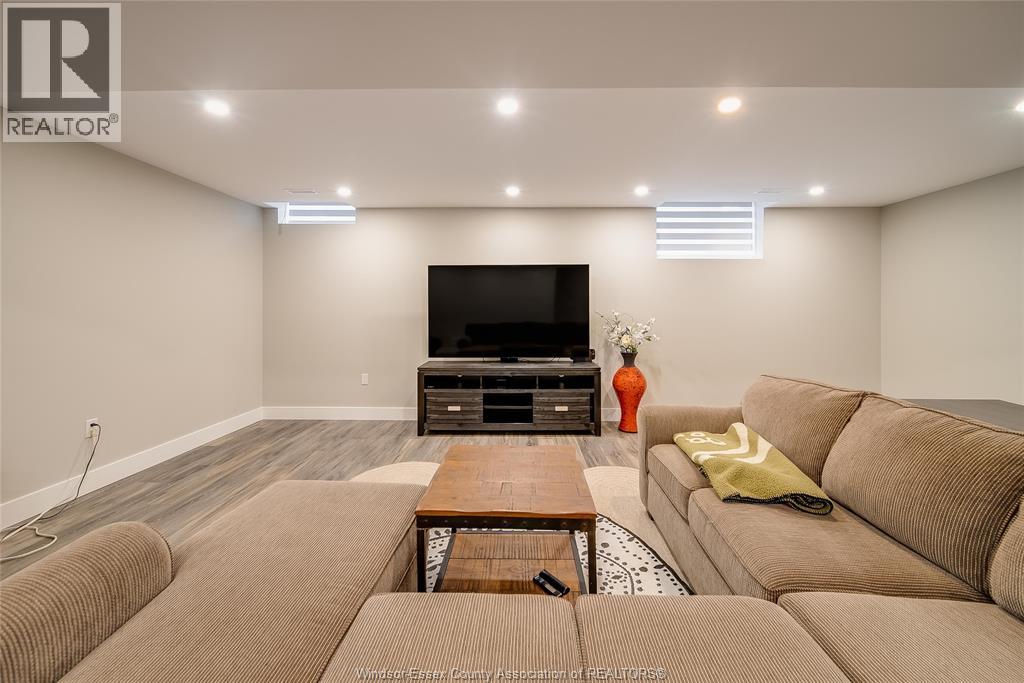 256 Joan Flood Drive, Essex, Ontario  N8M 0C6 - Photo 38 - 26004698