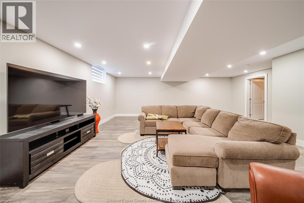 256 Joan Flood Drive, Essex, Ontario  N8M 0C6 - Photo 36 - 26004698