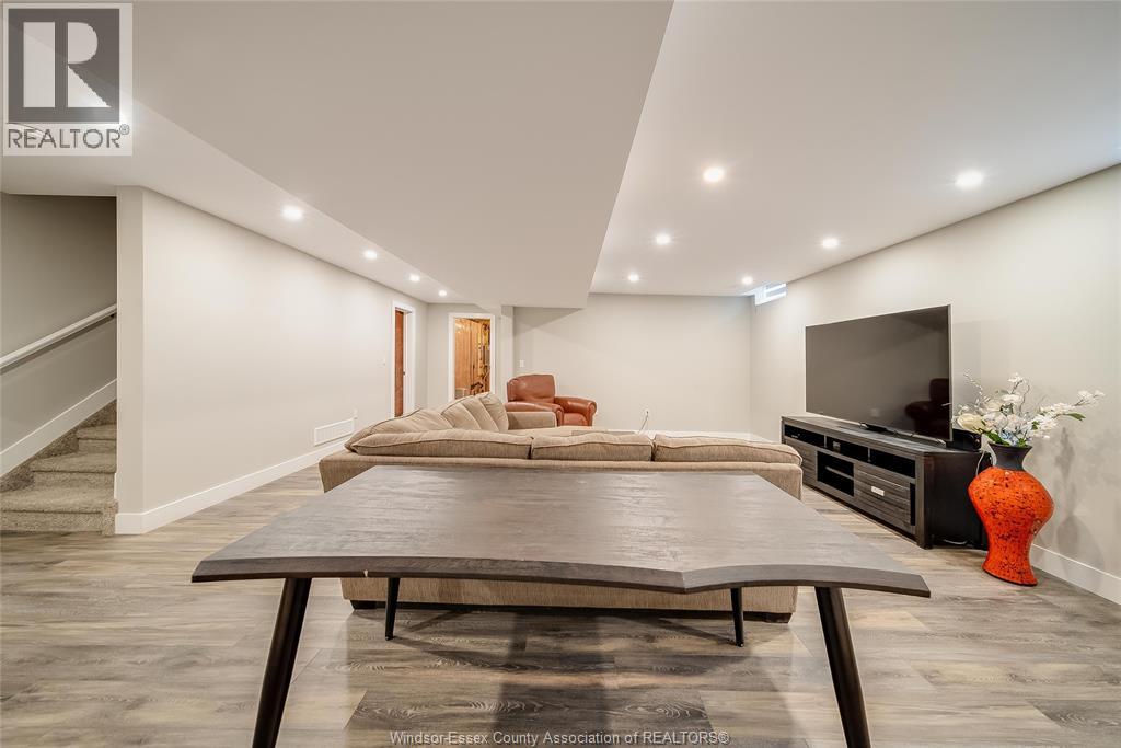 256 Joan Flood Drive, Essex, Ontario  N8M 0C6 - Photo 33 - 26004698