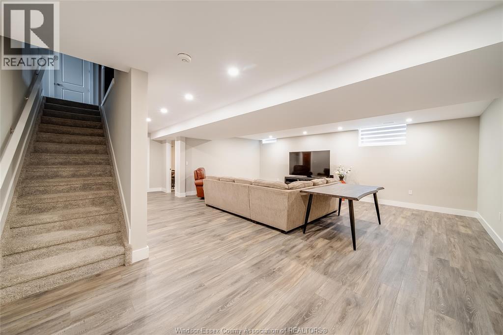 256 Joan Flood Drive, Essex, Ontario  N8M 0C6 - Photo 32 - 26004698