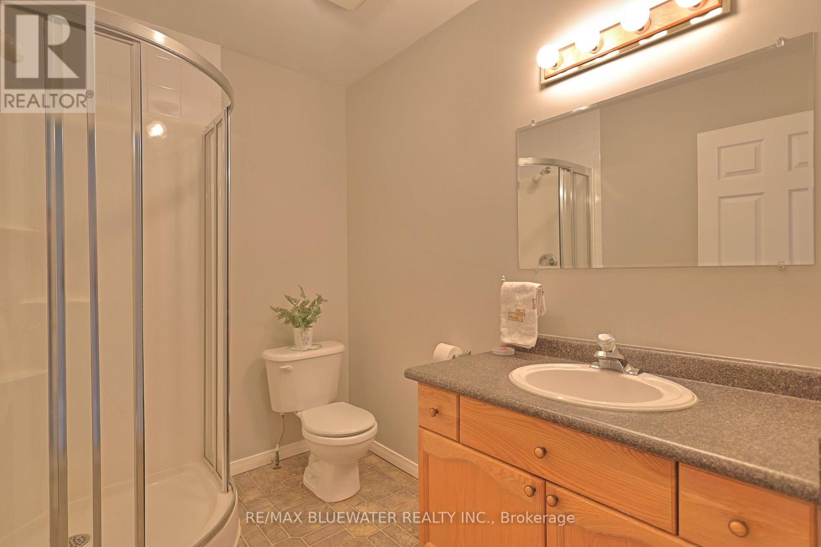 #8 - 9826 Northville Crescent, Lambton Shores, Ontario  N0M 1T0 - Photo 33 - X12861312