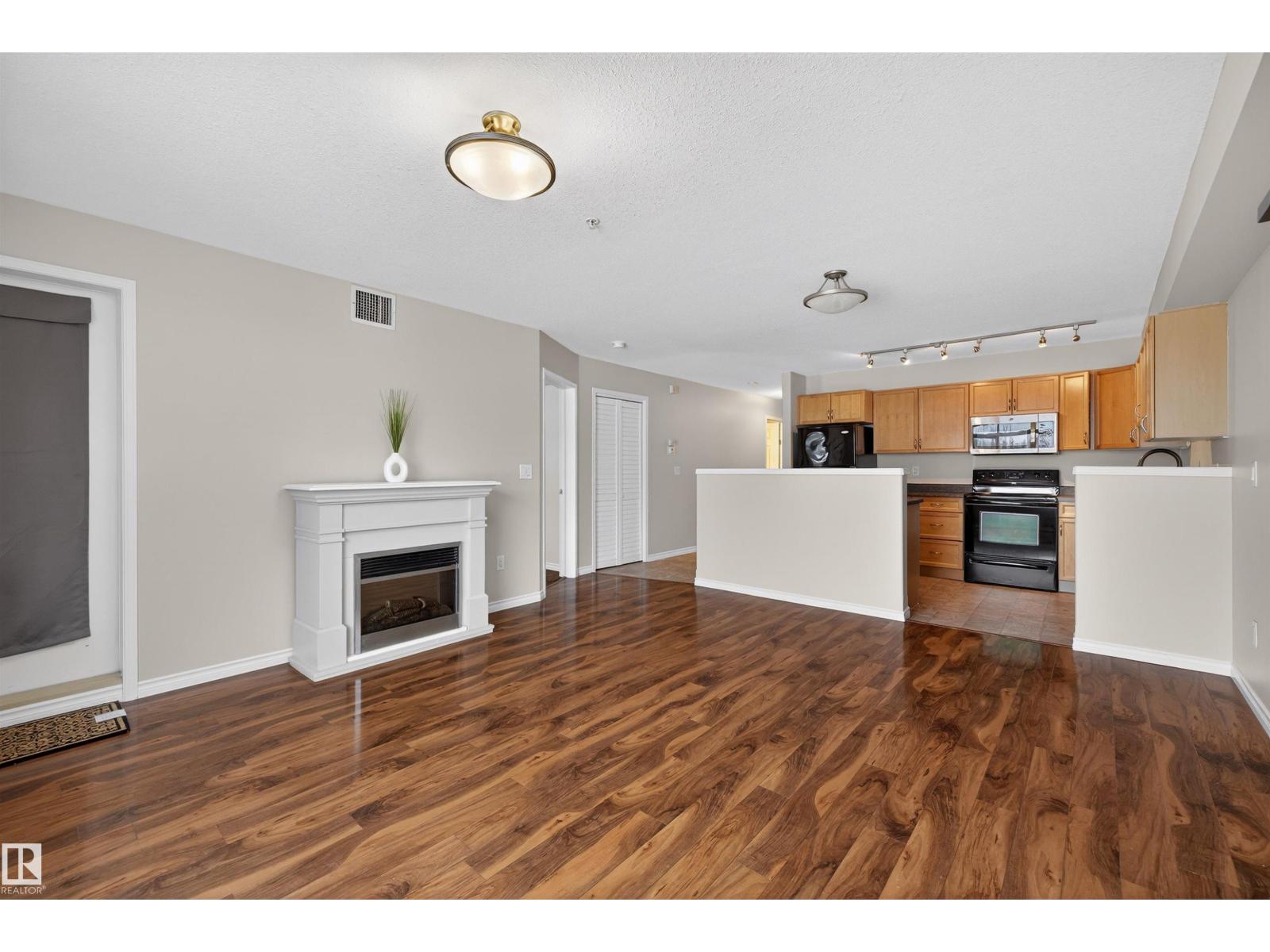 #102 1589 Glastonbury Bv Nw, Edmonton, Alberta  T5T 2V1 - Photo 9 - E4476301