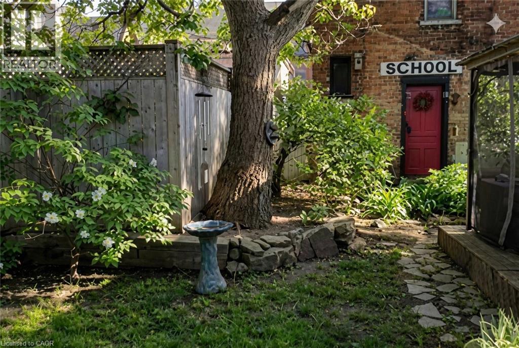 5 Chatham Street, Hamilton, Ontario  L8P 2B3 - Photo 34 - 40798247